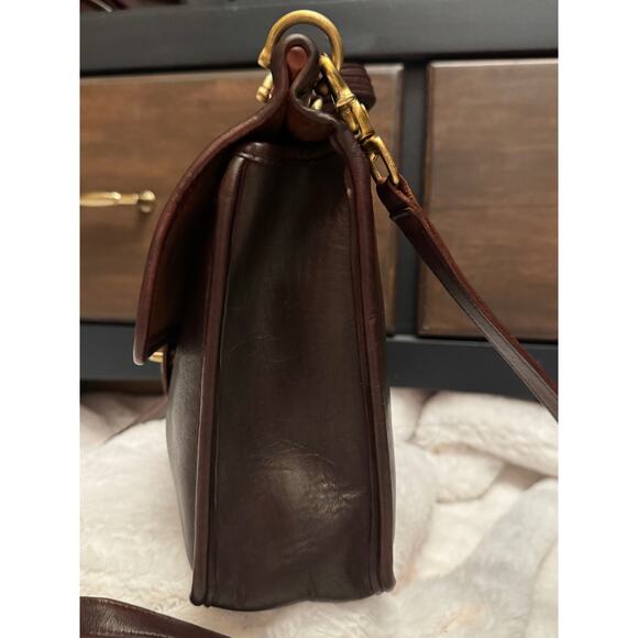 Coach Vintage Willis Bag in Mahogany – Restored to Brilliance - Picture 6 of 10